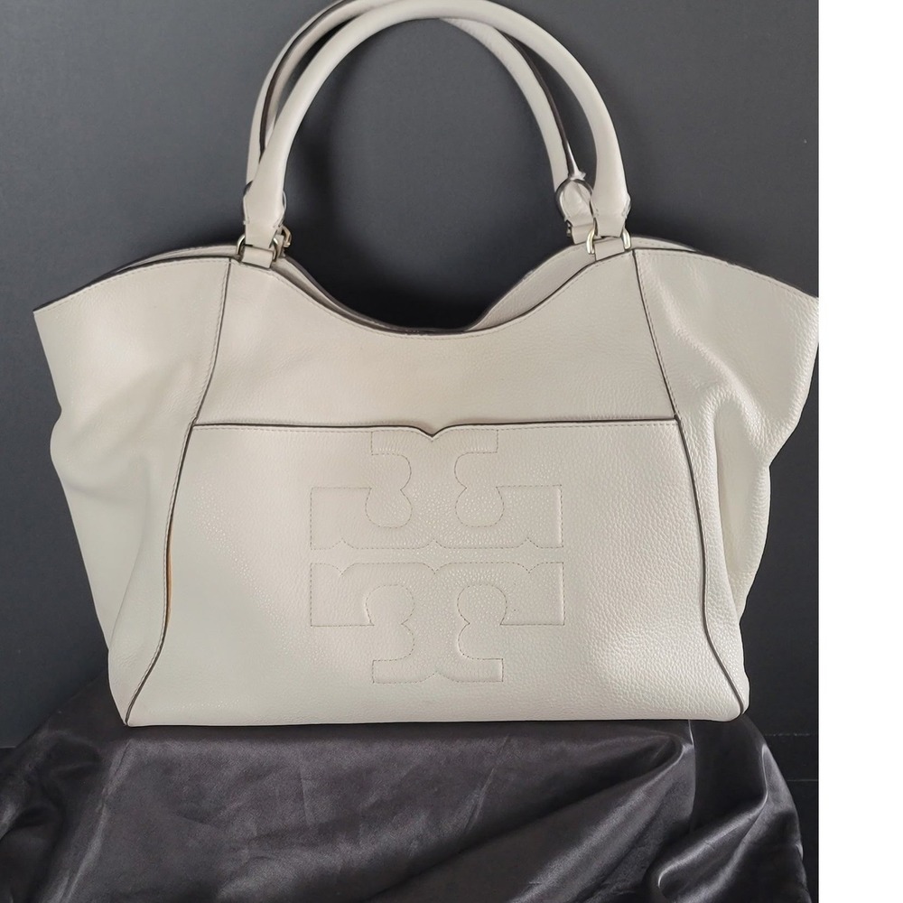 Tory Burch Bombe T East West Tote White Large